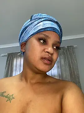 Amberr_Roose