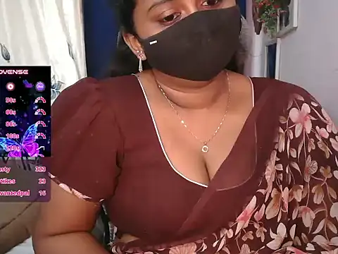 Pavani-Darling - ice on boobs in 5 mins