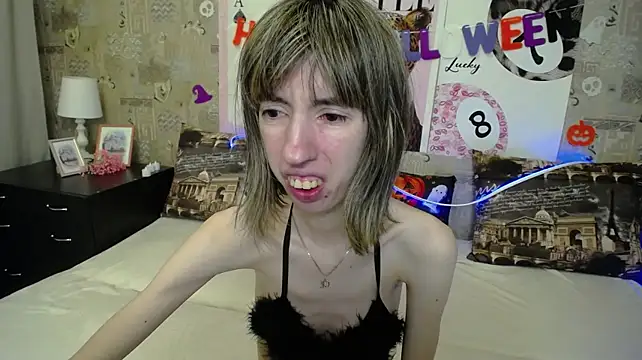 Unusual_G - topless 10min