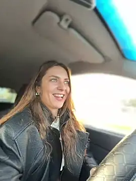 MariiD - ILL SEND HOT VID FOR LAST TIPPER