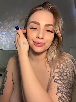 HugeBoobsAlice - RIDING DILDO + DOUBLE SQUIRT