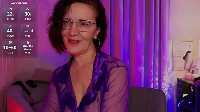 Irene_Marlow - welcome kiss for you+ eye contact