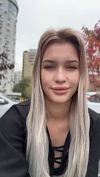 KikiWatson - Show color panties in public 😍😍😍