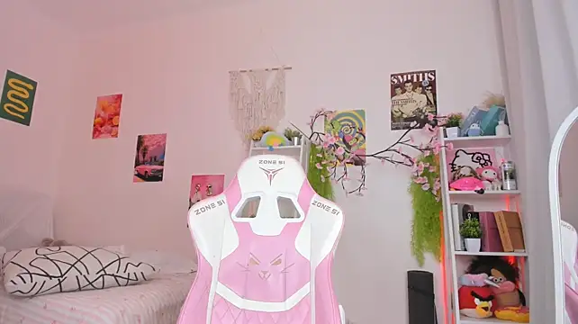 Mia_WaterFall - MAKE ME SQUIRT INTO THE CEILING