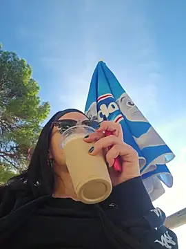 U_prolazu - LT get 5 min full toy control in public