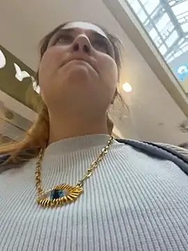 AdelRich - Show tits in taxi