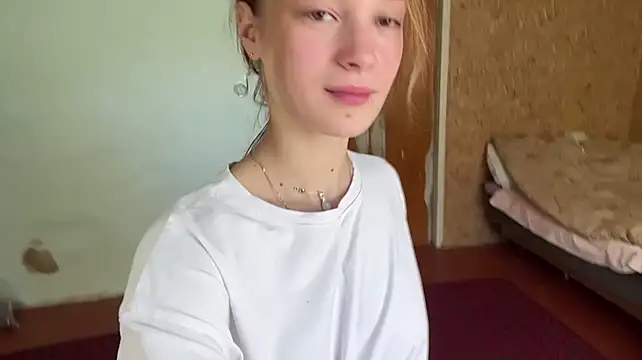 BrittanyLebowitz - Lick Lips