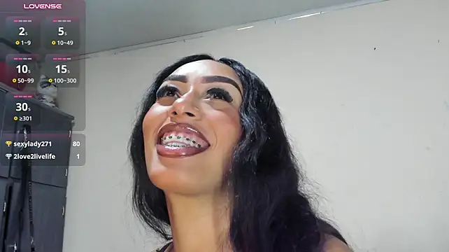 Samanta_joness - spanks in doggy x5
