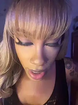 Rayemillian - 🏆 1st DILDO FUCK LIVE