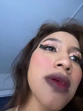 Naomiii__