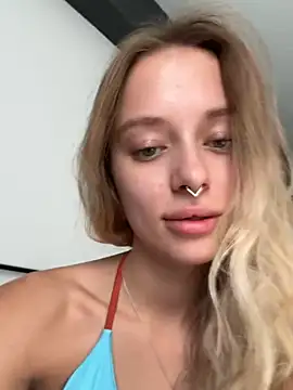 Enjoy_my_beauty - sit on the phone (wet panties)