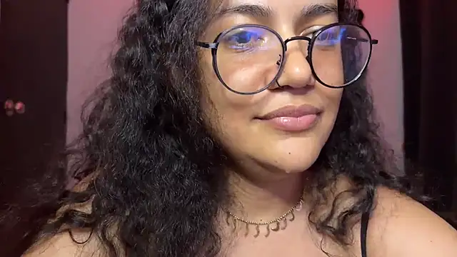 Saharariderr - lick boobs naked