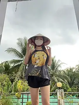 My_Melodyy - Make me cum pussy in public garden 🪴😈