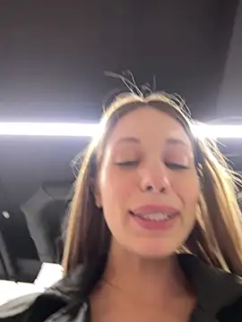 Olivia_Jemison - Teasing my pussy with a dildo HERE