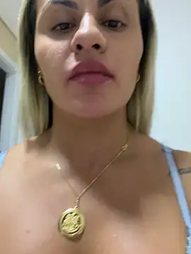 Carolinecbso - Siririca ao vivo 5mins