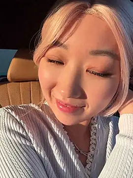 Winter11 - 出租车🚕突袭直播漏奶tits