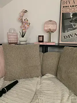 MandyRosee - show boobs and play🍒