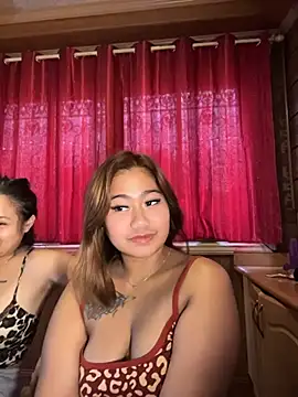 Vien_pussy69 - RIDE DILDO IN DOGGY POSE