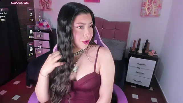 Sofi_lenox - stripdance and oil body 💦🥰😈