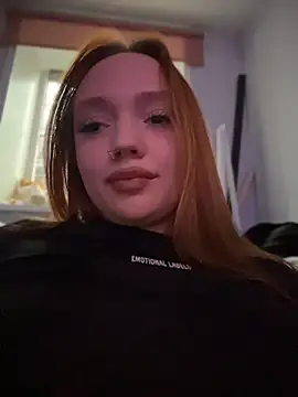 LisaCatt - dildo in pussy