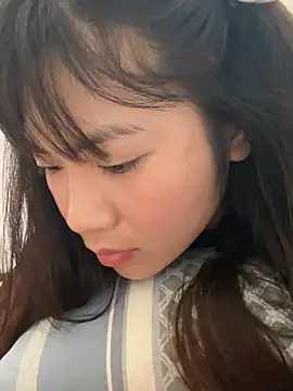 -Lyly_69 - Show zoom 30p