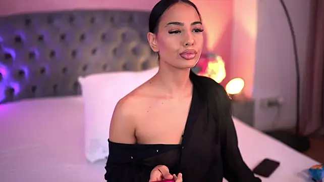 ErinAzzaro - controll my toy 5m
