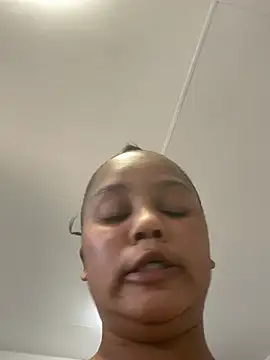 Amberr_Roose