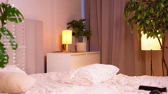 Julia_PR0 - massage my boobs