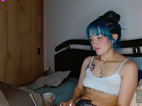 Littlee_siin_ - Ride dildo 🔥😈
