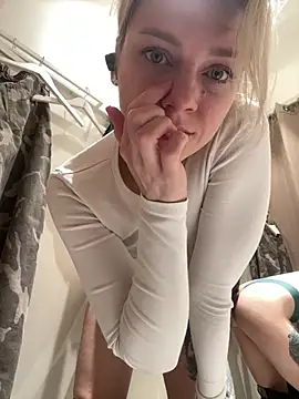 ValenciaShock - DOGGY NAKED ASS