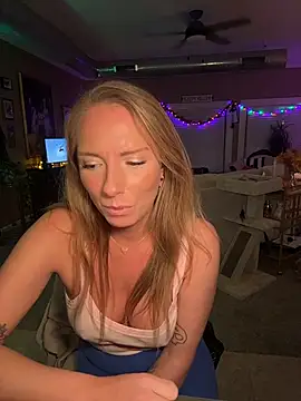 Prettymouthpeach - Cum show 🎟️