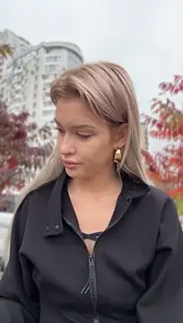 KikiWatson - Show ass in public 💦🤩