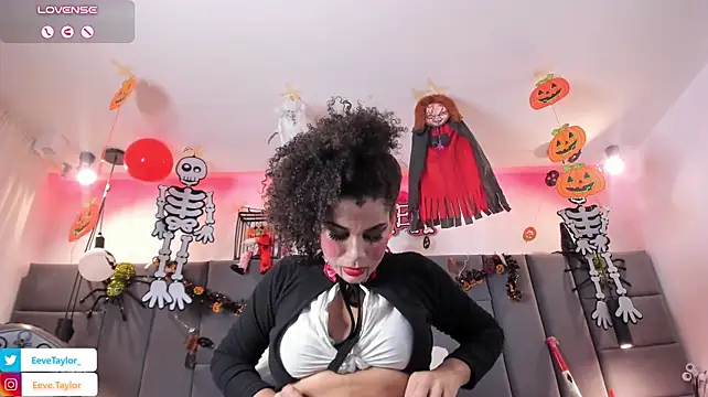 Eevee_Taylor's Live XXX Chat