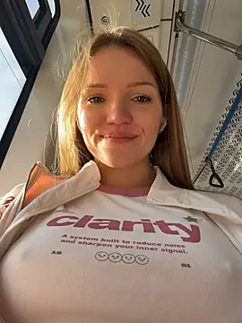 StreetSquirt - play with pussy under panties in public