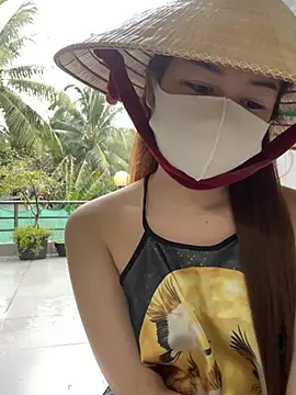 My_Melodyy - Make me cum pussy in public garden 🪴😈