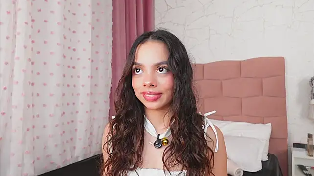 BambiRoses - Make me horny- masturbating on panties