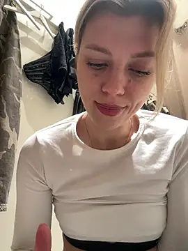 ValenciaShock - DOGGY NAKED ASS
