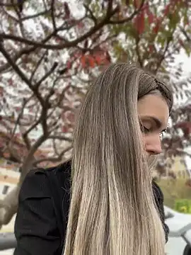 SandraCarter - Show ass in park