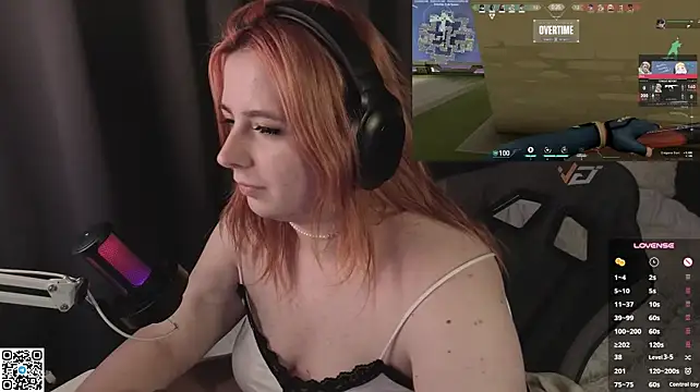 Ruby_Lust - Flash boobies
