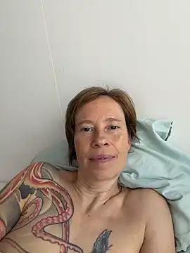 SexyExclusiveflower - Wake me up and fuck me 🤗🩷