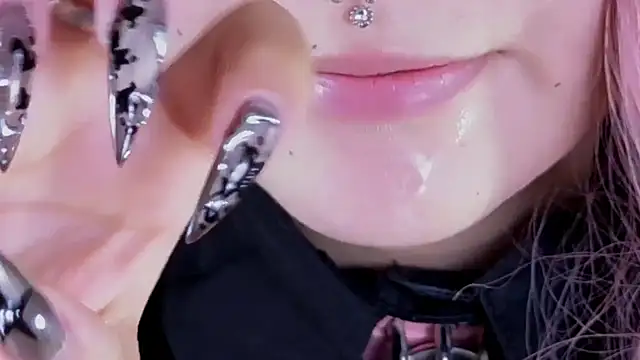 BizzyNoar - handjob and gag ball