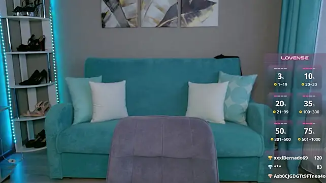 Alice_Vixen__ - suck my fingers+eye contact
