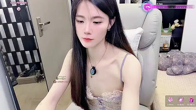 Yueyue-MM - 小粉塞入3分钟
