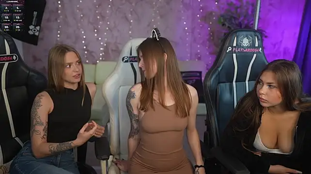 Angy_Netal - show tits ( Natasha or Lexi)