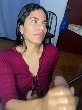 LIllyGreenEyes - CUM ALL OVER HER FACE
