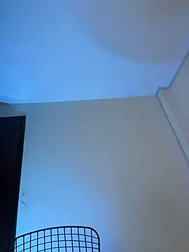 Emmi_miller - spank my booty x 5