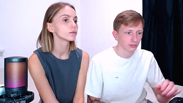 Juliaanddima - naked