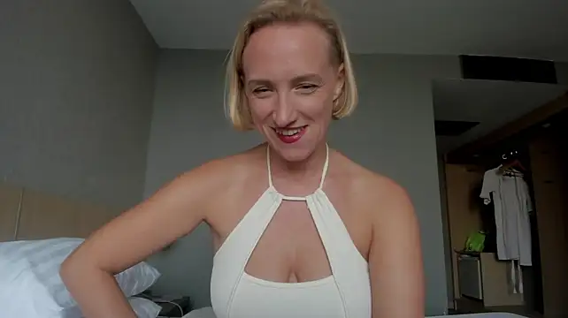 UmaTruewoman - Massage amazing boobs
