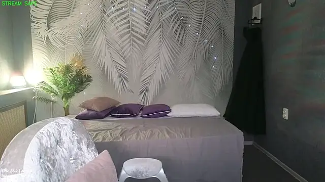 Dr_Mireille - I’ll show you my sexy lace panties.