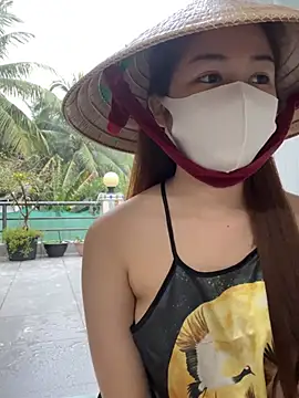 My_Melodyy - Make me cum pussy in public garden 🪴😈